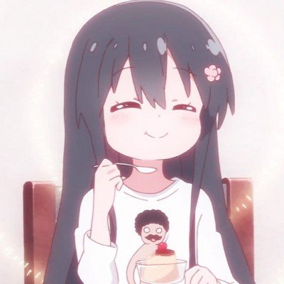 女演员表演时裙子被火焰引燃